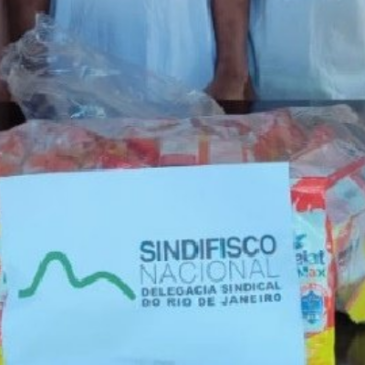 DS/Rio coordena doação de alimentos a entidade voltada para pessoas com deficiência